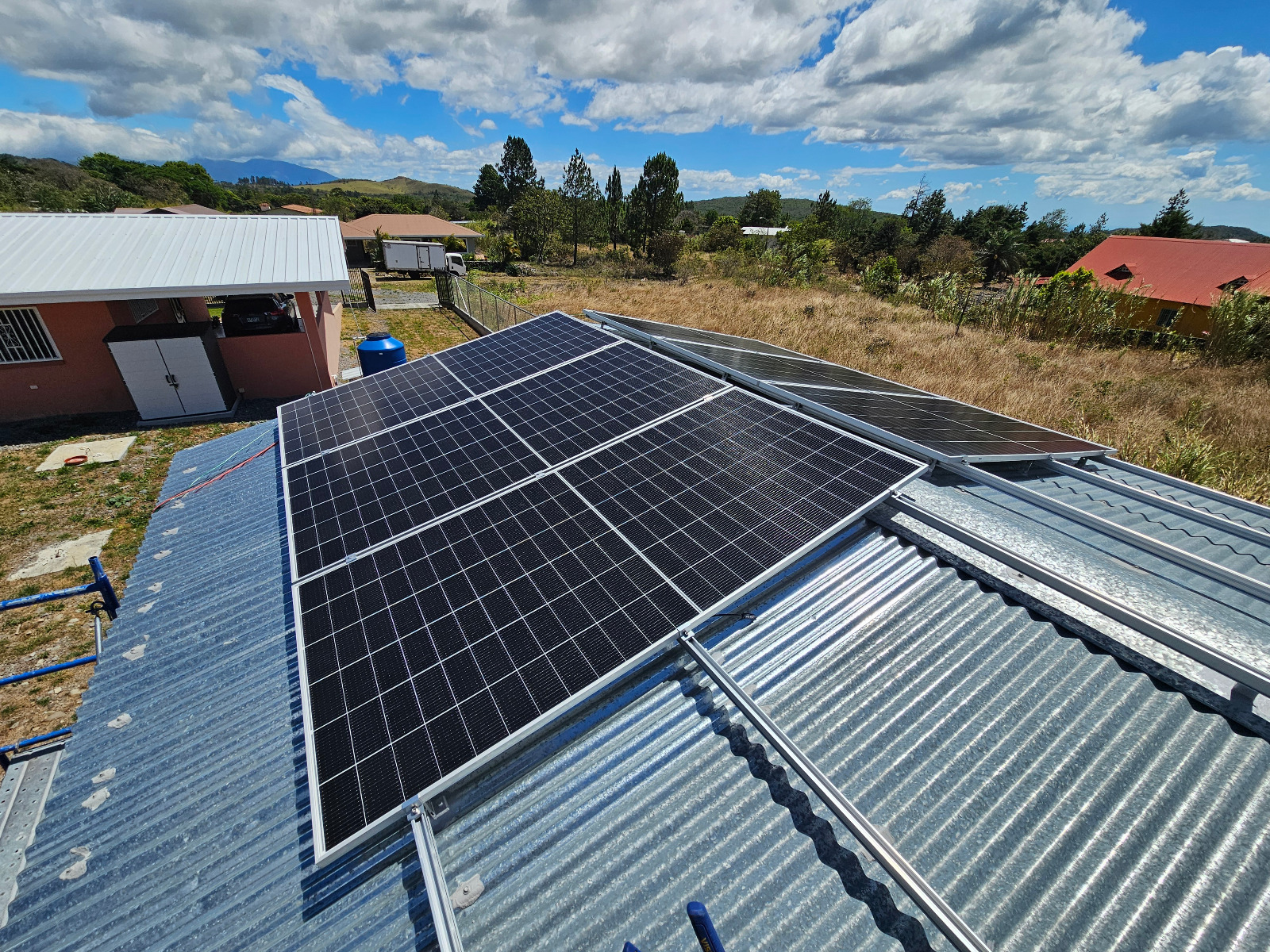 Solar roof installation 2